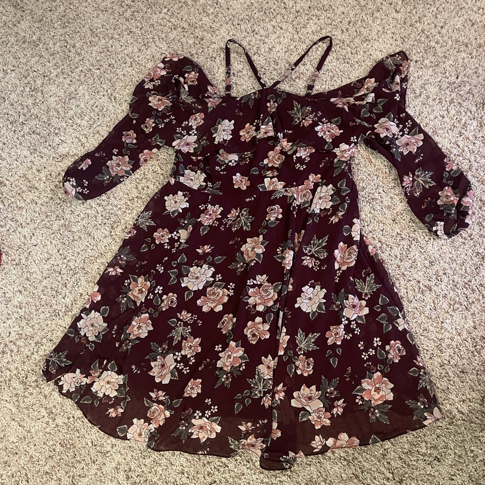 Torrid burgundy off the shoulder floral dress size 22